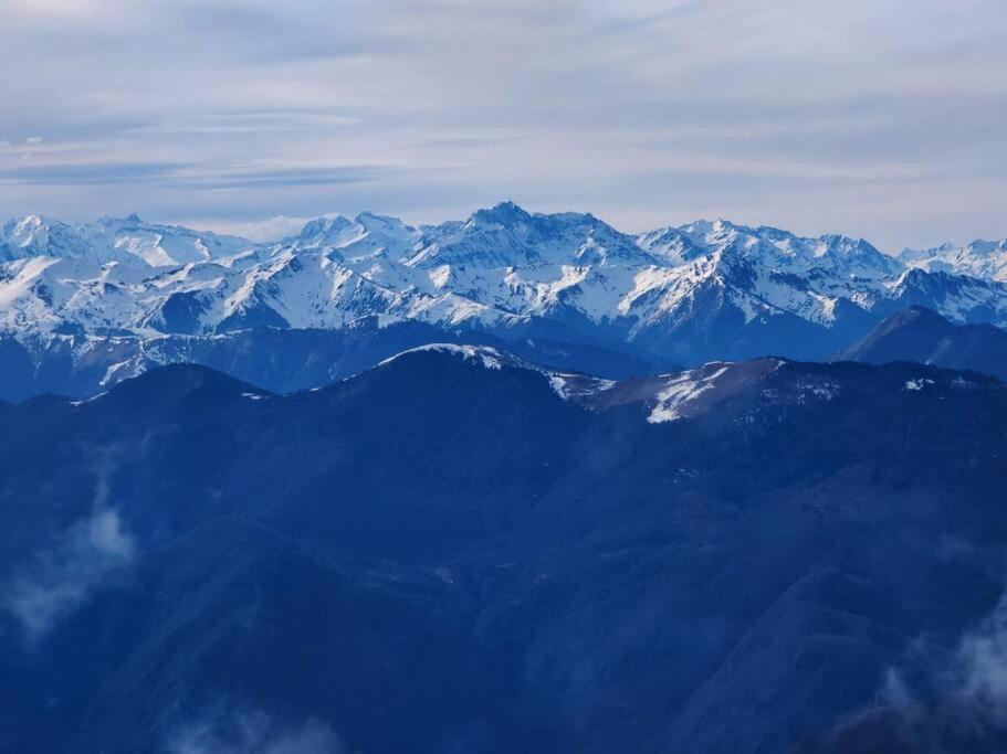 Logement 6 Pers Au Coeur Des Montagnes Pyreneennes Linge De Maison Et Papier Toilette Non Fournis Boutx 외부 사진
